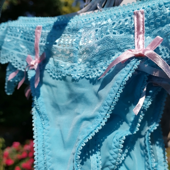 Rene Rofe Blue Lace Thong - Picture 2 of 8